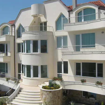 Guest house Roni 3*